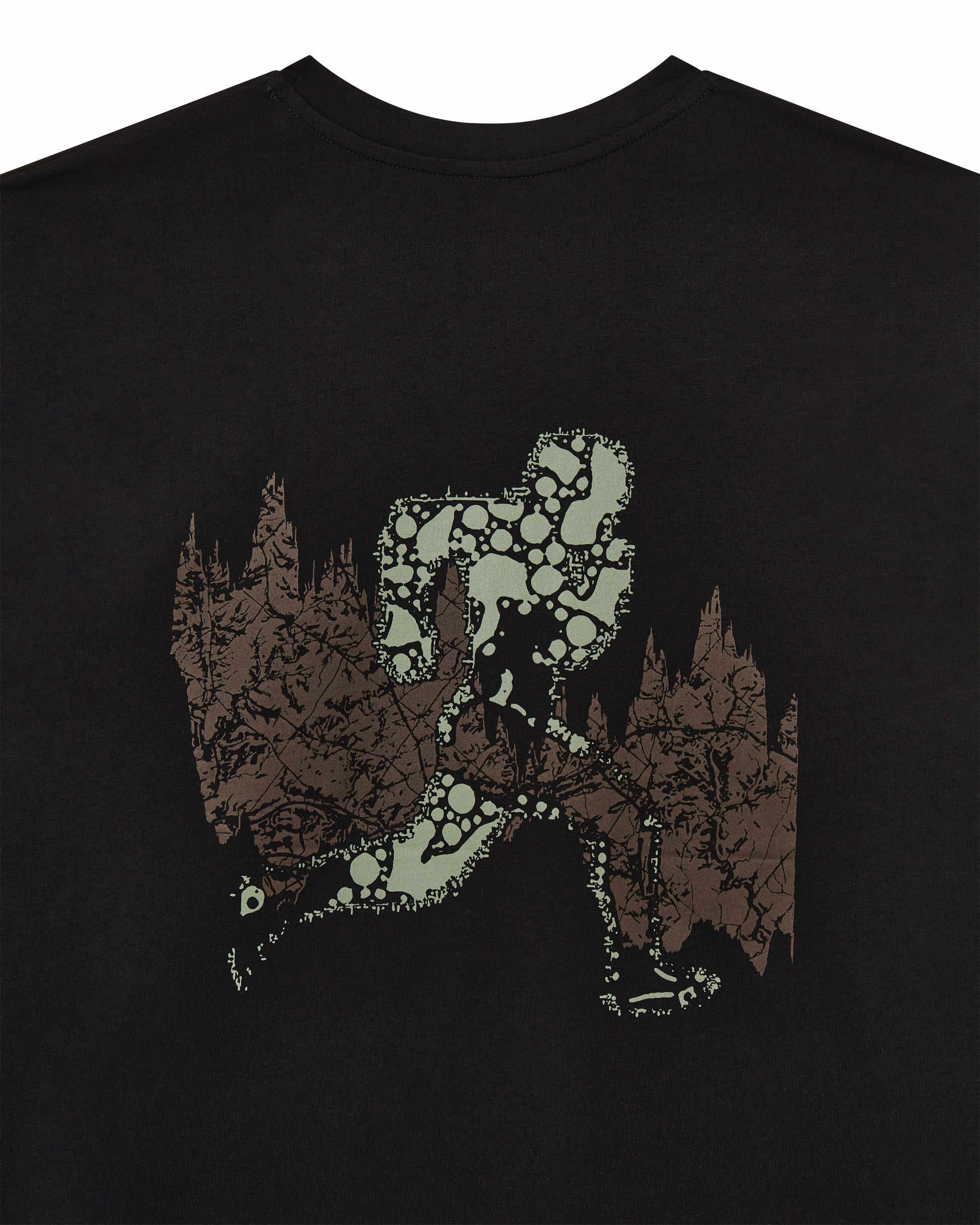 Training tank top, Black colour, relaxed fit, wide arm openings